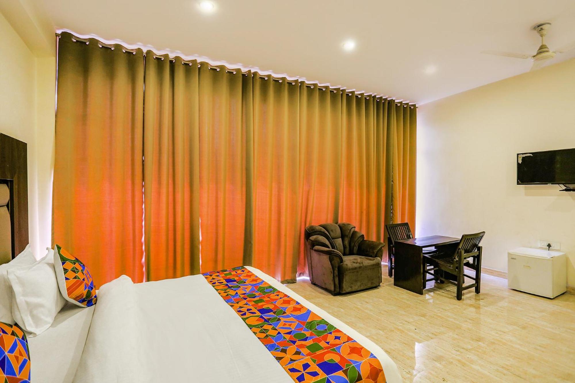 Fabhotel The Kiara Near Igi Delhi Airport New Delhi Exterior photo