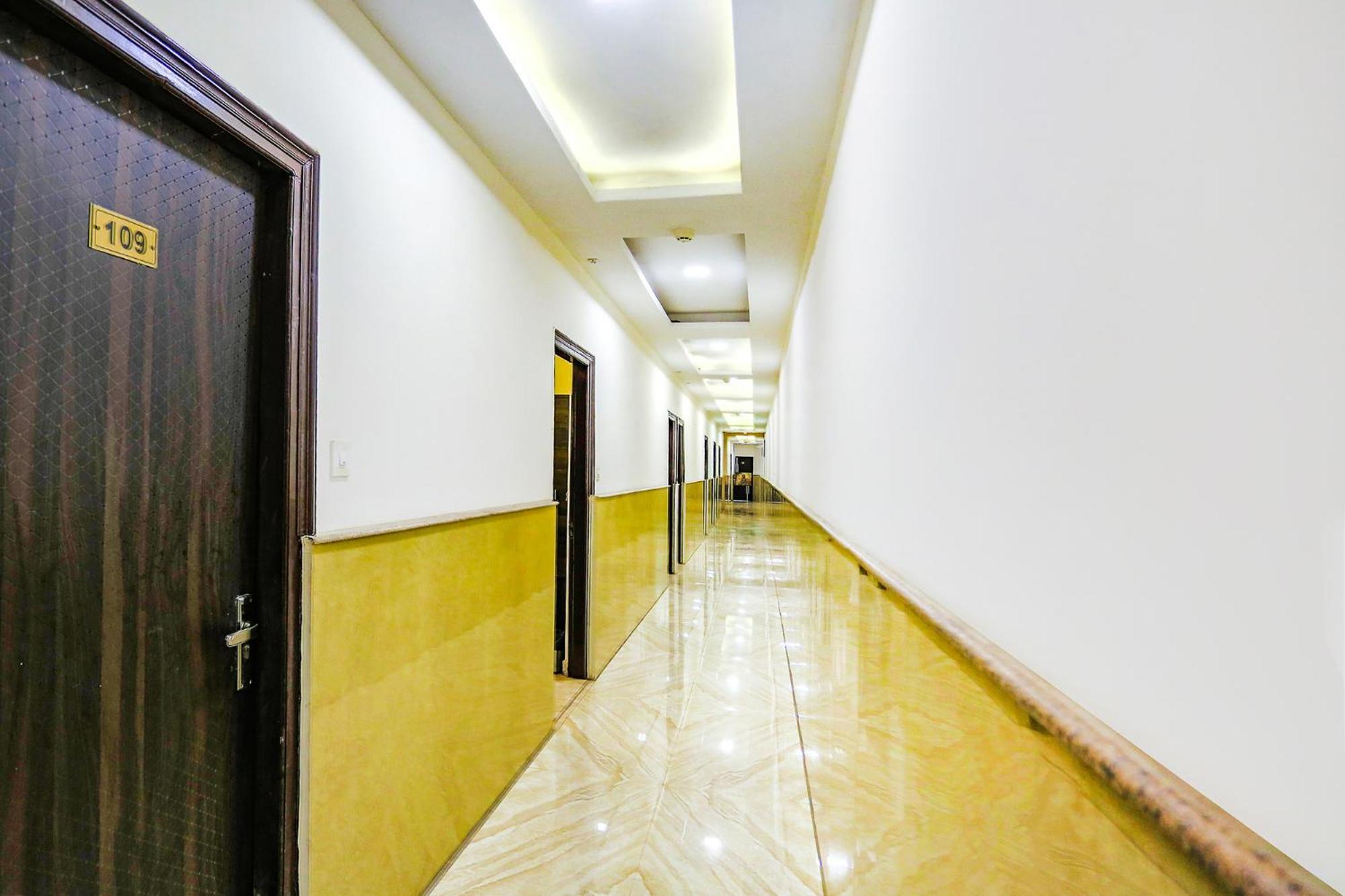 Fabhotel The Kiara Near Igi Delhi Airport New Delhi Exterior photo